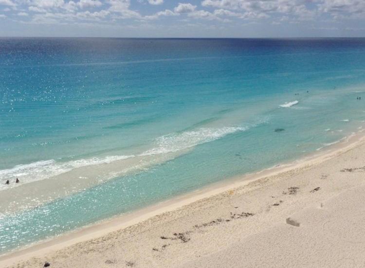 Studio Oceanfront Prime Location Cancún Exterior foto